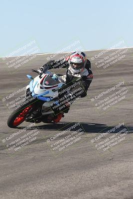 media/Oct-13-2025-Moto Forza (Mon) [[a66d839500]]/4-C Group/Session 2 (Bowl)/